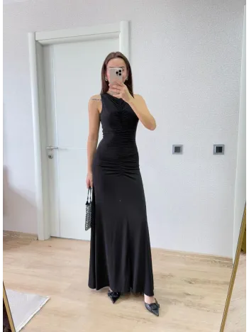 Bürümcük Kumaşlı İçi Astarlı Üzgülü Kolsuz Büzgülü Uzun Elbise - Siyah Bürümcük Kumaşlı İçi Astarlı Üzgülü Kolsuz Büzgülü Uzun Elbise - Siyah