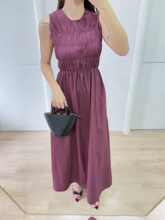 Kolsuz Göğüs Lastıklı %100 Poplin Uzun Elbise - Bordo Kolsuz Göğüs Lastıklı %100 Poplin Uzun Elbise - Bordo