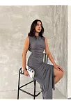 Kolsuz Yırtmaçlı Uzun Maxı Boy Elbise - Gri