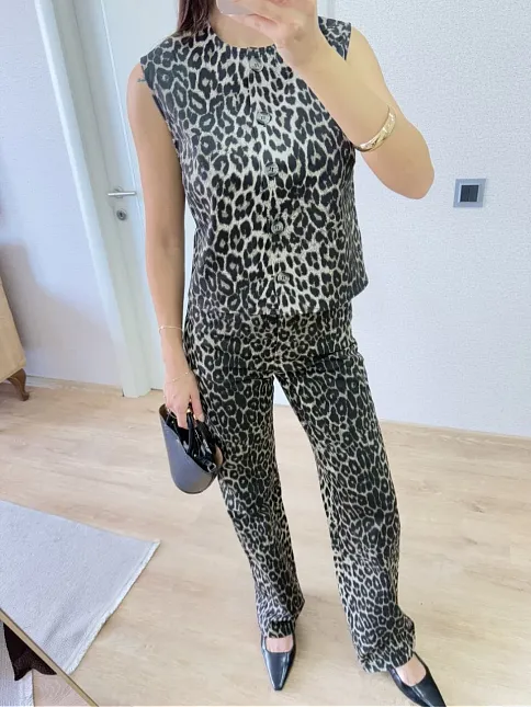 Leopar Desenli Düğmeli Bluzlu Pantolon İkili Takım -leopar