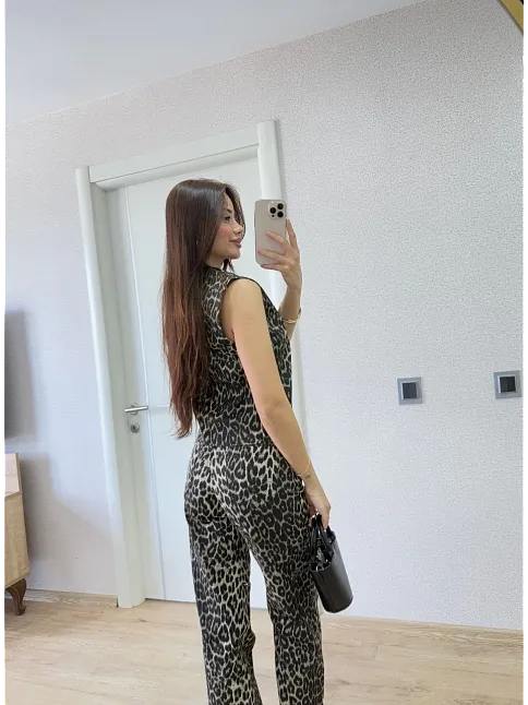 Leopar Desenli Düğmeli Bluzlu Pantolon İkili Takım -leopar