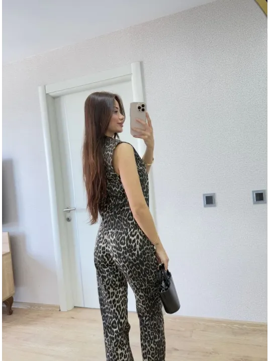 leopar desenli Düğmeli Bluzlu Pantolon İkili Takım -Leopar