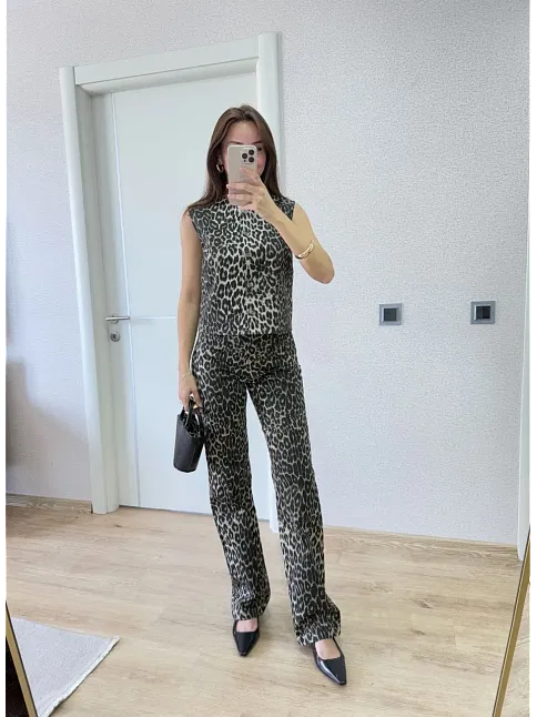 Leopar Desenli Düğmeli Bluzlu Pantolon İkili Takım -leopar