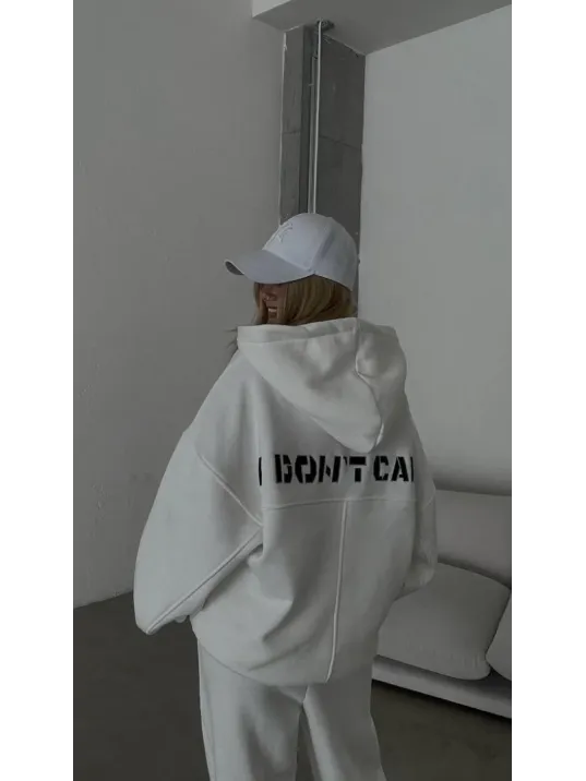 Nakış İşlemeli Üç İplik Sweat Takım- Beyaz Nakış İşlemeli Üç İplik Sweat Takım- Beyaz