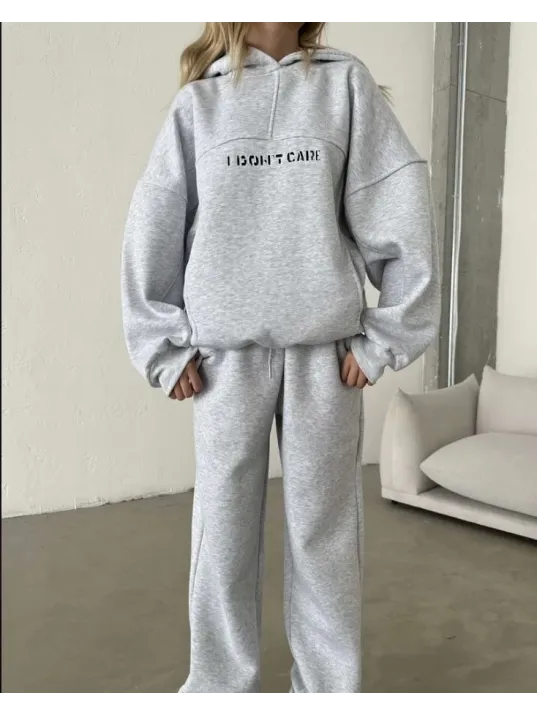 Nakış İşlemeli Üç İplik Sweat Takım- Gri Nakış İşlemeli Üç İplik Sweat Takım- Gri