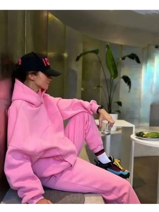 Nakış İşlemeli Üç İplik Sweat Takım- Pembe Nakış İşlemeli Üç İplik Sweat Takım- Pembe