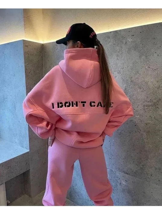 Nakış İşlemeli Üç İplik Sweat Takım- Pembe Nakış İşlemeli Üç İplik Sweat Takım- Pembe