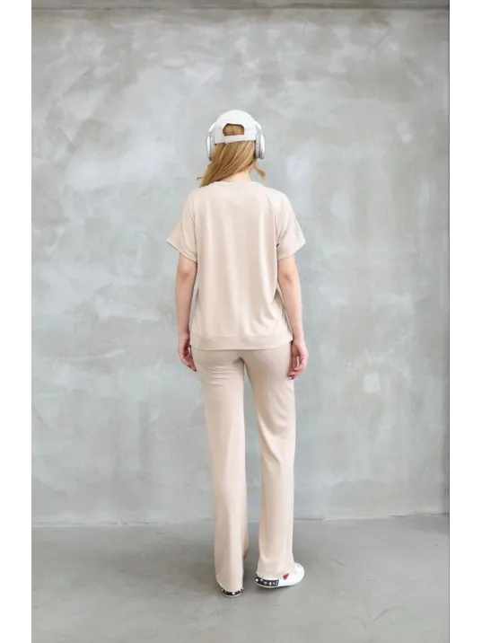 Osy Modal Yumuşak dokulu Kumaş Bisiklet Yaka Kısa Kollu Takım - Bej Osy Modal Yumuşak dokulu Kumaş Bisiklet Yaka Kısa Kollu Takım - Bej