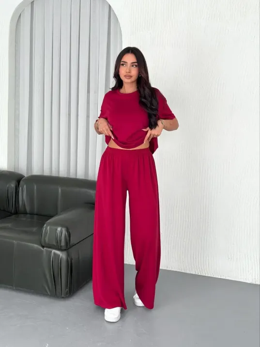 Osy Modal Yumuşak Dokulu Kumaş Bisiklet Yaka T-shirt Bol paça Pantalon ikili Takım -Bordo Osy Modal Yumuşak Dokulu Kumaş Bisiklet Yaka T-shirt Bol paça Pantalon ikili Takım -Bordo