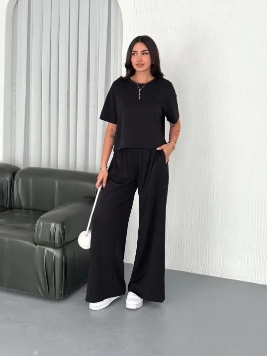 Osy Modal Yumuşak Dokulu Kumaş Bisiklet Yaka T-shirt Bol paça Pantalon ikili Takım -Siyah Osy Modal Yumuşak Dokulu Kumaş Bisiklet Yaka T-shirt Bol paça Pantalon ikili Takım -Siyah