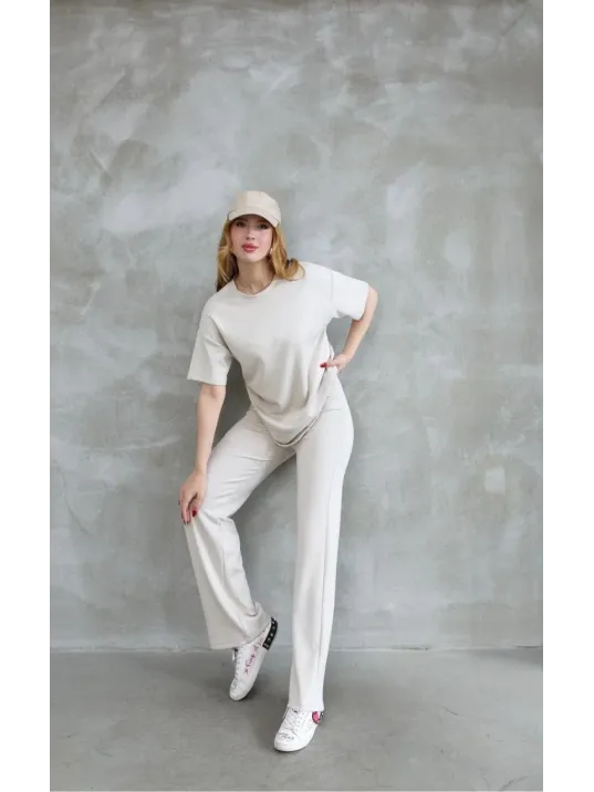 Osy Modal Yumuşak dokulu Kumaş Bisiklet Yaka Taş detaylı Kısa Kollu Takım - Kırık Beyaz Osy Modal Yumuşak dokulu Kumaş Bisiklet Yaka Taş detaylı Kısa Kollu Takım - Kırık Beyaz