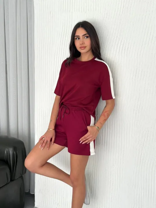 Osy Modal yumuşak dokulu Kumaş Kadın Parçalı Bisiklet Yaka T-shirt Kısa Şort İkili Takım - Bordo Osy Modal yumuşak dokulu Kumaş Kadın Parçalı Bisiklet Yaka T-shirt Kısa Şort İkili Takım - Bordo