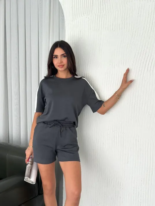 Osy Modal yumuşak dokulu Kumaş Kadın Parçalı Bisiklet Yaka T-shirt Kısa Şort İkili Takım - Antrasit Osy Modal yumuşak dokulu Kumaş Kadın Parçalı Bisiklet Yaka T-shirt Kısa Şort İkili Takım - Antrasit