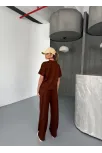 Osy Modal Yumuşak Dokulu Kumaş Kısa Kollu Bluz Rahat Pantalon İkili Takım- Kahverengi Osy Modal Yumuşak Dokulu Kumaş Kısa Kollu Bluz Rahat Pantalon İkili Takım- Kahverengi