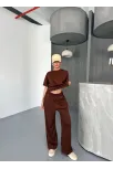 Osy Modal Yumuşak Dokulu Kumaş Kısa Kollu Bluz Rahat Pantalon İkili Takım- Kahverengi Osy Modal Yumuşak Dokulu Kumaş Kısa Kollu Bluz Rahat Pantalon İkili Takım- Kahverengi