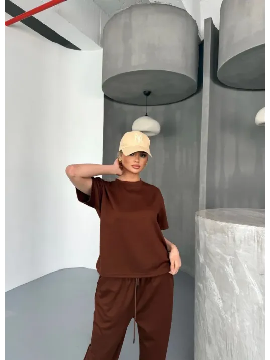 Osy Modal Yumuşak Dokulu Kumaş Kısa Kollu Bluz Rahat Pantalon ikili Takım- Kahverengi Osy Modal Yumuşak Dokulu Kumaş Kısa Kollu Bluz Rahat Pantalon ikili Takım- Kahverengi