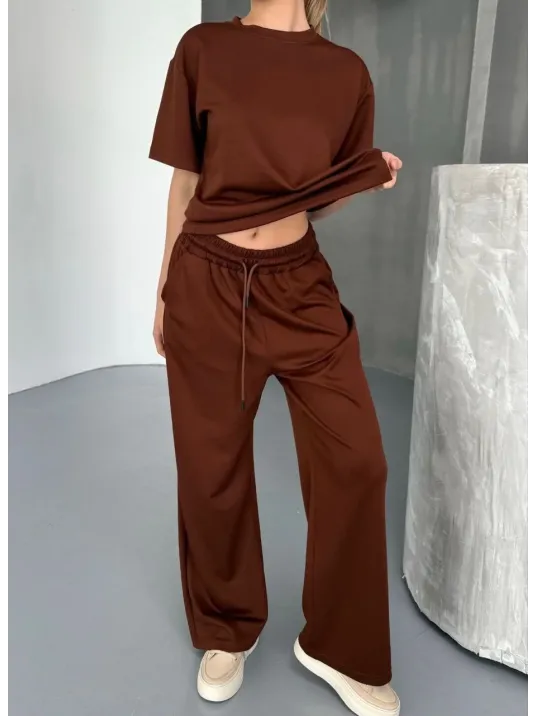 Osy Modal Yumuşak Dokulu Kumaş Kısa Kollu Bluz Rahat Pantalon ikili Takım- Kahverengi Osy Modal Yumuşak Dokulu Kumaş Kısa Kollu Bluz Rahat Pantalon ikili Takım- Kahverengi