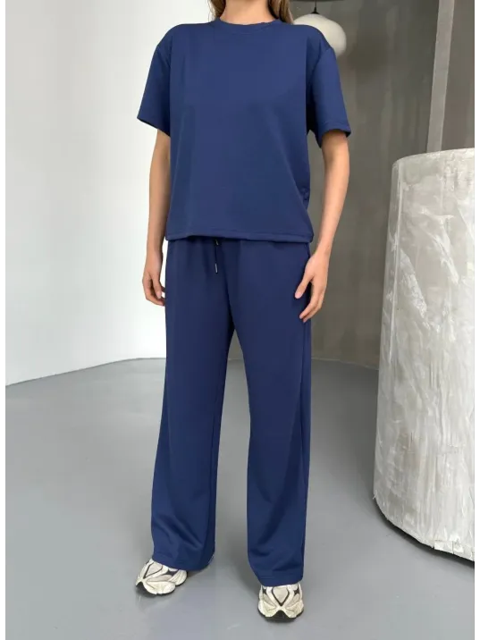 Osy Modal Yumuşak Dokulu Kumaş Kısa Kollu Bluz Rahat Pantalon ikili Takım- Lacivert Osy Modal Yumuşak Dokulu Kumaş Kısa Kollu Bluz Rahat Pantalon ikili Takım- Lacivert