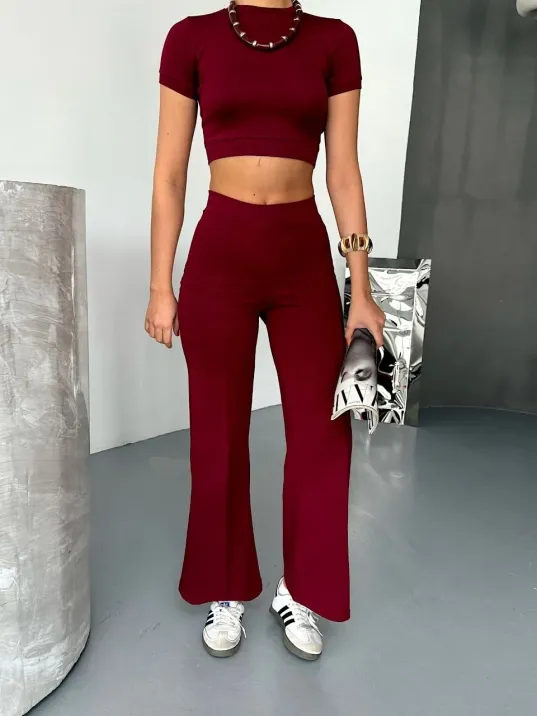 Osy Modal Yumuşak Dokulu Kumaş Kısa Kollu Crop Alt ispanyol Paça Pantalon ikili Takım - Bordo Osy Modal Yumuşak Dokulu Kumaş Kısa Kollu Crop Alt ispanyol Paça Pantalon ikili Takım - Bordo