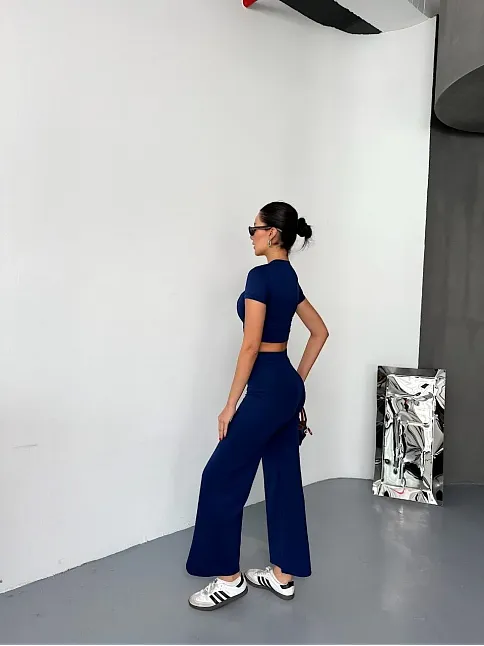 Osy Modal Yumuşak Dokulu Kumaş Kısa Kollu Crop Alt İspanyol Paça Pantalon İkili Takım - Lacivert