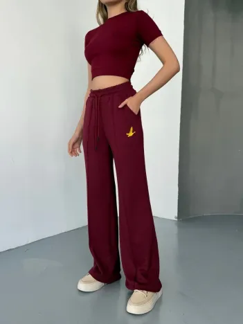 Osy Modal Yumuşak Dokulu Kumaş Nakış işlemeli Rahat Bol Paça Eşofman Pantalon - Bordo Osy Modal Yumuşak Dokulu Kumaş Nakış işlemeli Rahat Bol Paça Eşofman Pantalon - Bordo