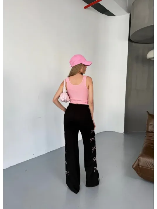 Osy Modal Yumuşak Dokulu Kumaş Nakış işlemeli Rahat Bol Paça Eşofman Pantalon - Siyah Osy Modal Yumuşak Dokulu Kumaş Nakış işlemeli Rahat Bol Paça Eşofman Pantalon - Siyah