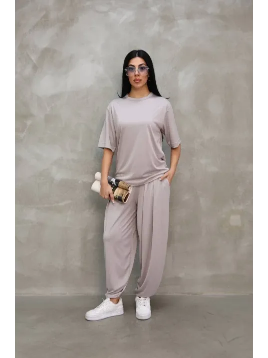 Osy Modal Yumuşak Dokulu Kumaş Oversize Bisiklet Yaka T-shirt Jogger Eşofman Altı Eşofman Takımı - Gri Osy Modal Yumuşak Dokulu Kumaş Oversize Bisiklet Yaka T-shirt Jogger Eşofman Altı Eşofman Takımı - Gri