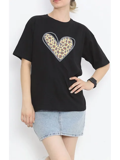 Sevgililer Günü İçin Özel Tasarım Leopar Kalp Baskılı T-shirt - Siyah