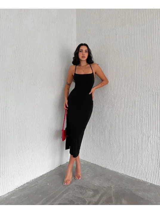 Sırt Bağlamalı Derin Yirtmaç Askılı Elbise - Siyah