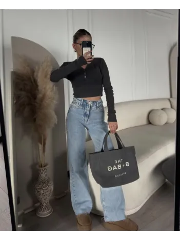 Düğme Detaylı Yıkamalı Crop Düğme Detaylı Yıkamalı Crop