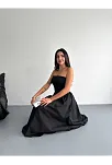 Straplez Pileli Elbise - Siyah