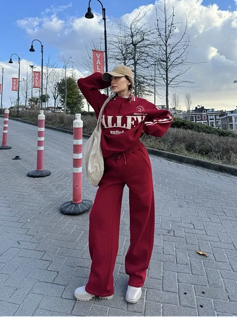 Kadın Üç İplik Pamuklu Yakalı Sweat Baggy Pantalonlu Takım - Bordo