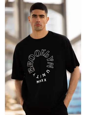 Unisex Bisiklet Yaka Baskılı Oversize T-Shirt - Siyah Unisex Bisiklet Yaka Baskılı Oversize T-Shirt - Siyah