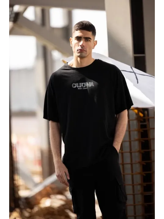 Unisex Bisiklet Yaka Baskılı Oversize T-Shirt - Siyah Unisex Bisiklet Yaka Baskılı Oversize T-Shirt - Siyah