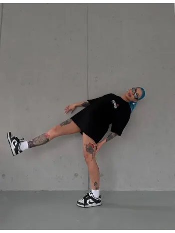 Kadın Bisiklet Yaka Baskılı Kısa Kol Oversize T-shirt - Siyah