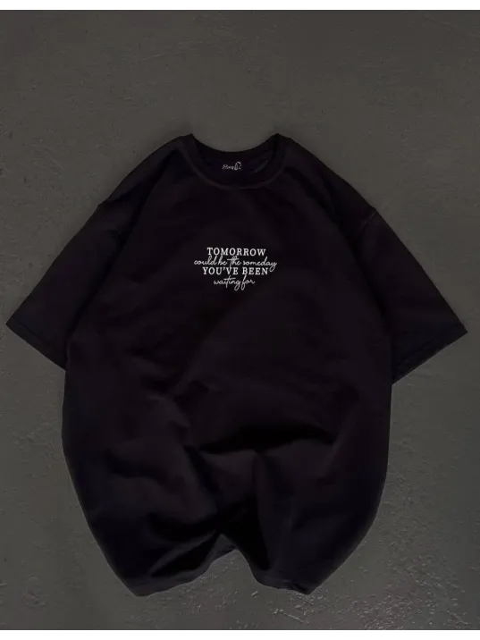 Unisex Bisiklet Yaka Baskılı Oversize T-Shirt - Siyah Unisex Bisiklet Yaka Baskılı Oversize T-Shirt - Siyah