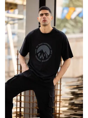 Unisex Bisiklet Yaka Baskılı Oversize T-Shirt - Siyah Unisex Bisiklet Yaka Baskılı Oversize T-Shirt - Siyah