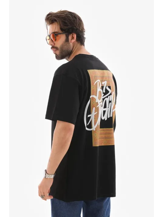 Unisex Bisiklet Yaka Baskılı Oversize T-Shirt - Siyah Unisex Bisiklet Yaka Baskılı Oversize T-Shirt - Siyah