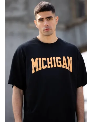 Unisex Bisiklet Yaka Baskılı Oversize T-Shirt - Siyah Unisex Bisiklet Yaka Baskılı Oversize T-Shirt - Siyah