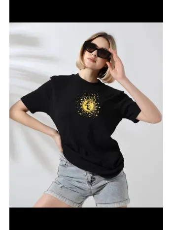 Unisex Kadın Bisiklet Yaka Baskılı T-Shirt - Siyah Unisex Kadın Bisiklet Yaka Baskılı T-Shirt - Siyah