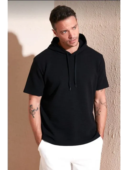 Unisex Kapşonlu Kısa Kol Düz Oversize T-shirt - Siyah Unisex Kapşonlu Kısa Kol Düz Oversize T-shirt - Siyah