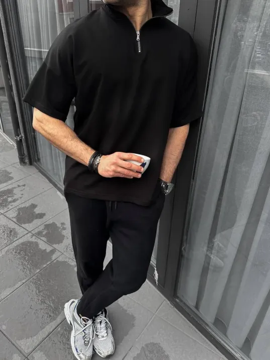 Unisex Yarım Fermuarlı Basic T-Shirt - Siyah Unisex Yarım Fermuarlı Basic T-Shirt - Siyah