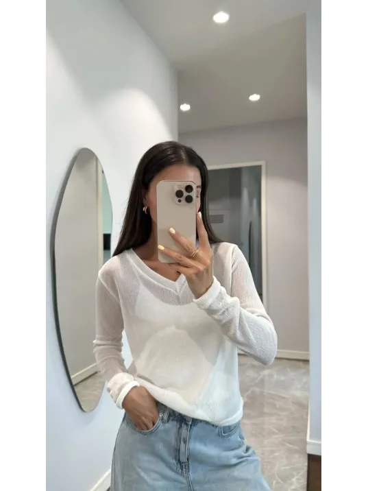 V Yaka Uzun Kollu Triko İnce Bluz - Beyaz V Yaka Uzun Kollu Triko İnce Bluz - Beyaz
