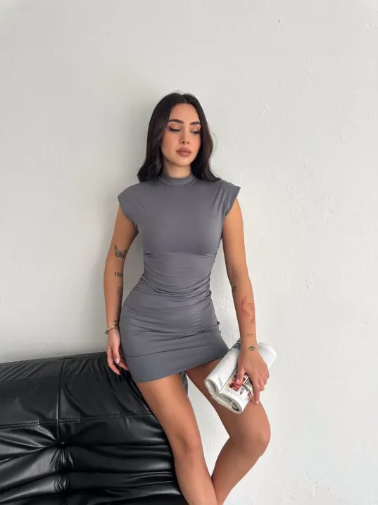 Yarım Bogazlı Kolsuz Mini Boy Elbise - Gri Yarım Bogazlı Kolsuz Mini Boy Elbise - Gri
