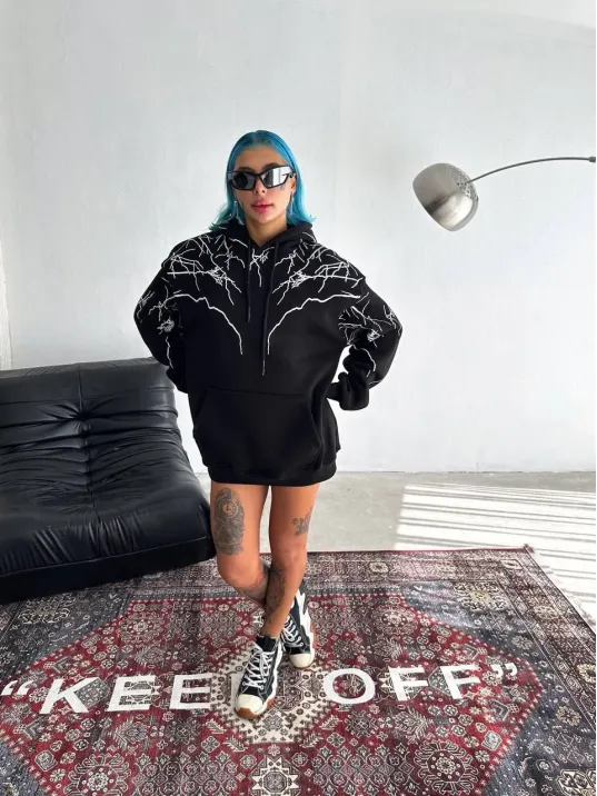 Yıldırım Baskılı Kapşonlu Sweatshirt - Siyah