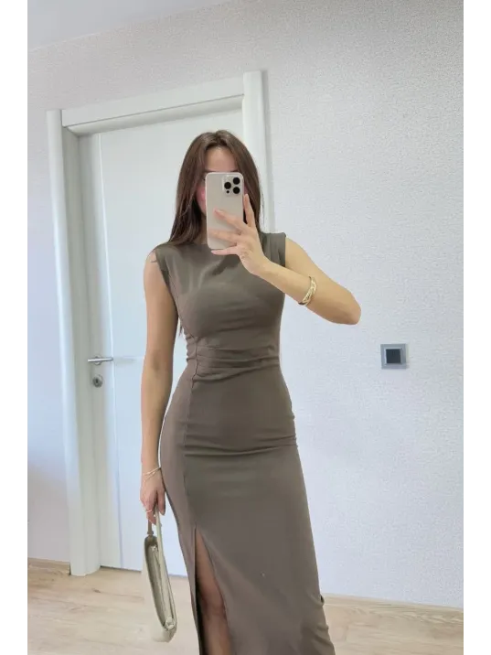 Yırtmaç Detaylı Sırtlı Kapalı Yandan Derin Yırtmaç Detaylı Kolsuz Elbise - Antrasit