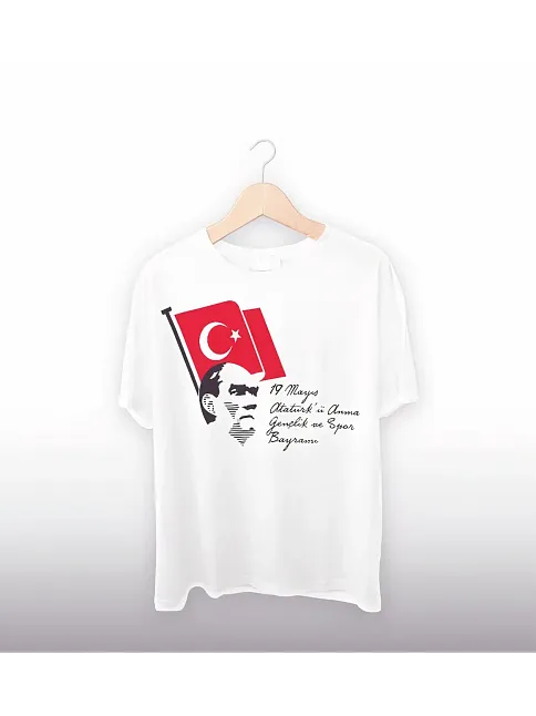 19 Mayıs Atatürk'ü Anma Gençlik Ve Spor Bayramı Baskılı Oversize T-shirt - Beyaz