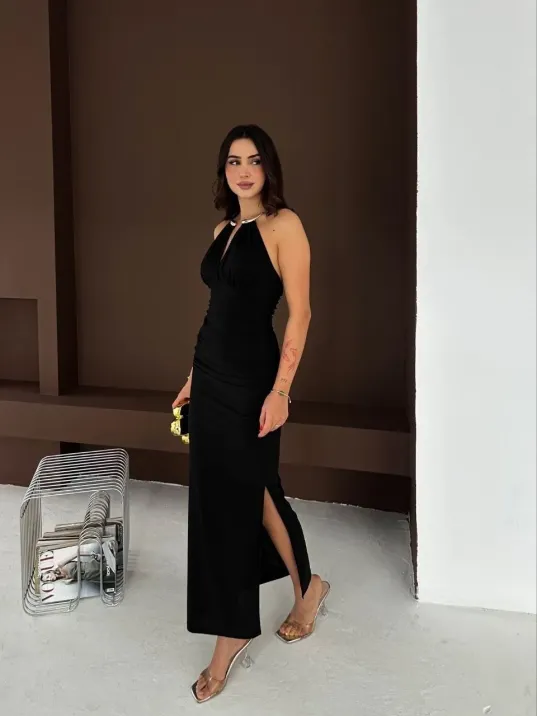 Kadın Uzun Abiye Elbise Yırtmaçlı Sırt Dekolteli Şık Gece Elbisesi - Siyah Kadın Uzun Abiye Elbise Yırtmaçlı Sırt Dekolteli Şık Gece Elbisesi - Siyah