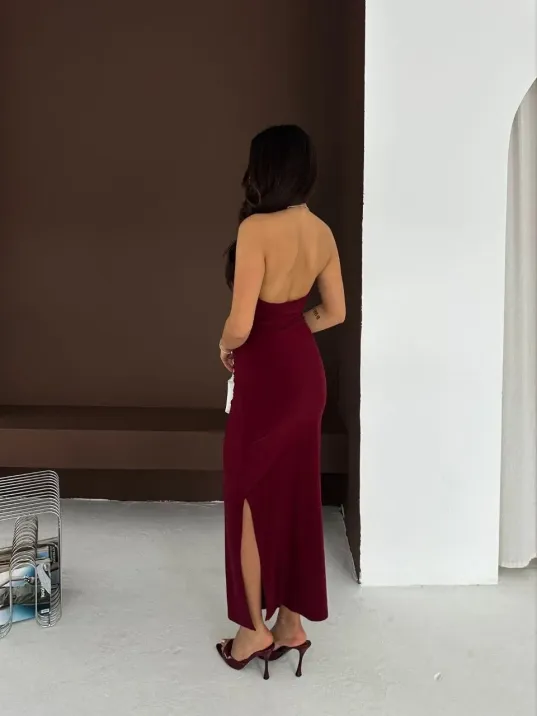 Kadın Uzun Abiye Elbise Yırtmaçlı Sırt Dekolteli Şık Gece Elbisesi - Bordo