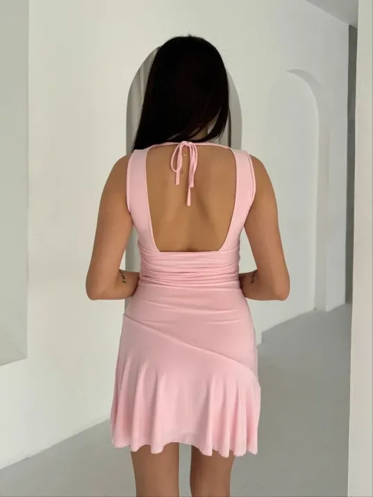 Kadın Derin V Yaka Sırt Dekolteli Mini Elbise Drapeli Şık Kolsuz - Pembe Kadın Derin V Yaka Sırt Dekolteli Mini Elbise Drapeli Şık Kolsuz - Pembe